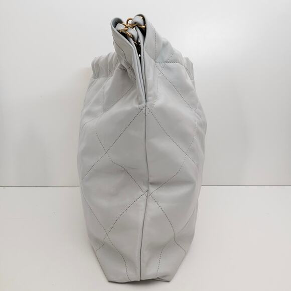 Chanel Pale Blue Quilted Medium 22 Hobo Bag - Picture 4 of 12